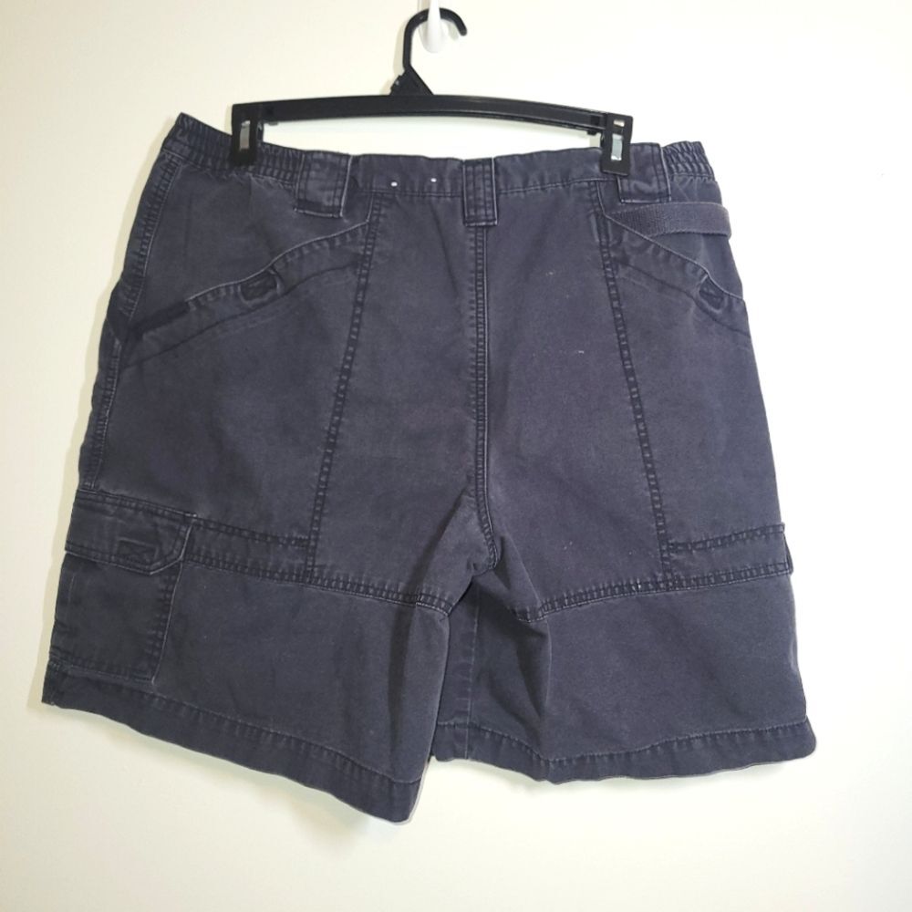 5.11 Tactical Gear Black Cargo Shorts 40 - Picture 2 of 8